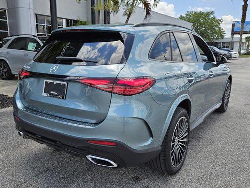 2025 Mercedes-Benz GLC 300 Base