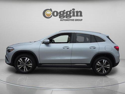Cirrus Silver Metallic 2026 Mercedes-Benz GLA 250 Base