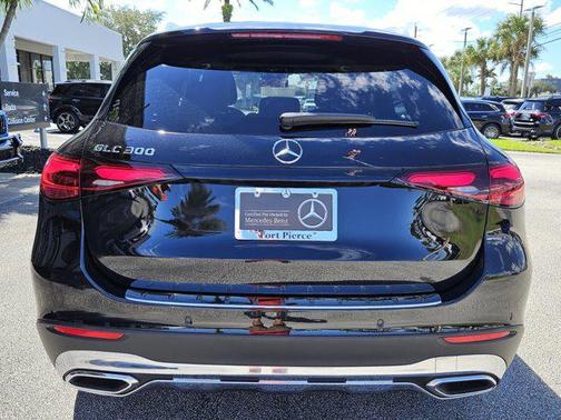 2025 Mercedes-Benz GLC 300 Base