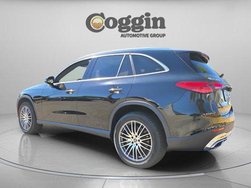 2026 Mercedes-Benz GLC 300 Base