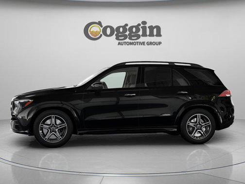 Obsidian Black Metallic 2026 Mercedes-Benz GLE 450 4MATIC
