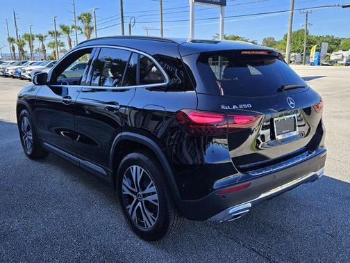 2025 Mercedes-Benz GLA 250 Base