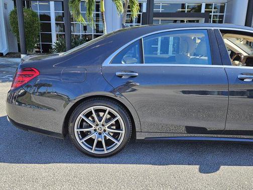 2019 Mercedes-Benz S-Class S 560