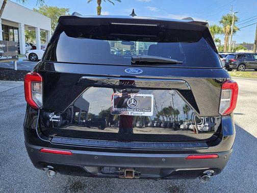 2022 Ford Explorer ST-Line