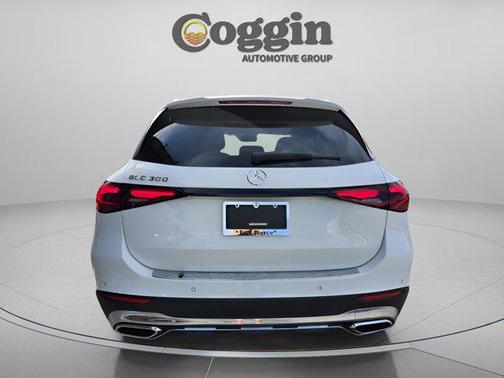 2026 Mercedes-Benz GLC 300 Base