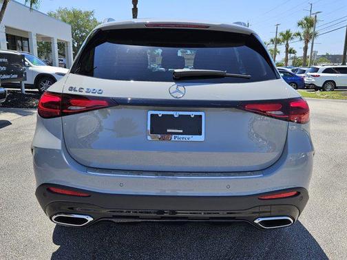 2025 Mercedes-Benz GLC 300 Base