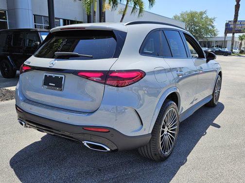 2025 Mercedes-Benz GLC 300 Base