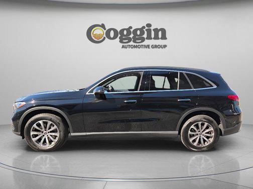 2026 Mercedes-Benz GLC 300 Base