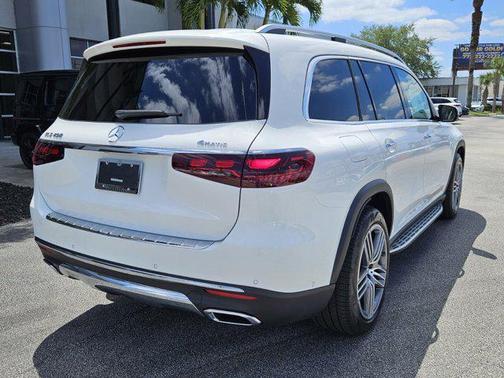 2025 Mercedes-Benz GLS 450 4MATIC