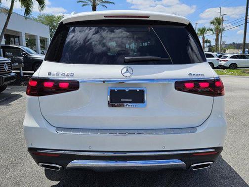 2025 Mercedes-Benz GLS 450 4MATIC