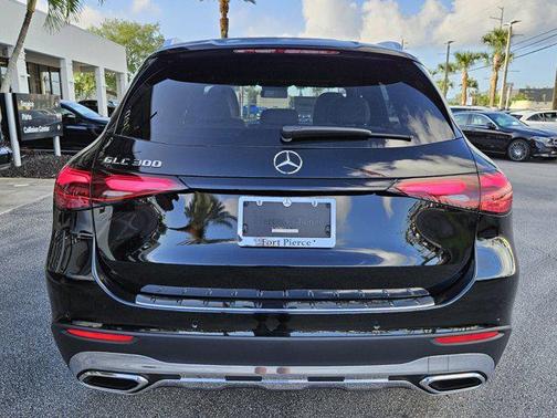 2025 Mercedes-Benz GLC 300 Base