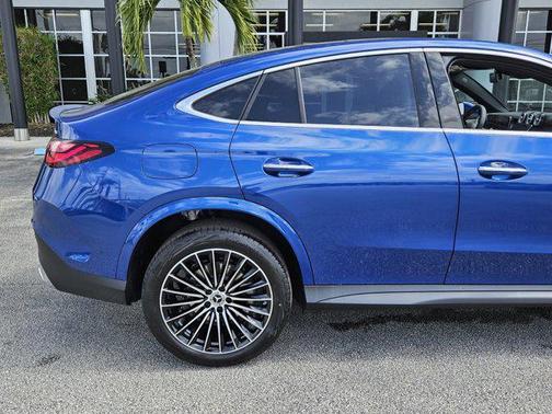 2025 Mercedes-Benz GLC 300 4MATIC Coupe