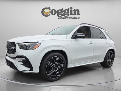 MANUFAKTUR Moonlight White Metallic 2026 Mercedes-Benz GLE 450 4MATIC
