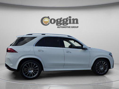 Polar White 2026 Mercedes-Benz GLE 450 4MATIC