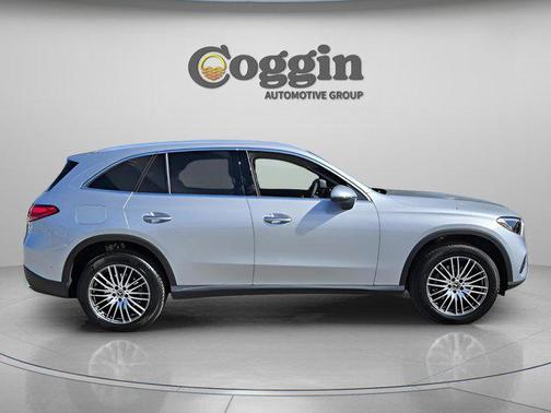 2026 Mercedes-Benz GLC 300 Base