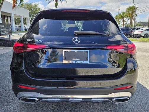 2025 Mercedes-Benz GLC 300 Base