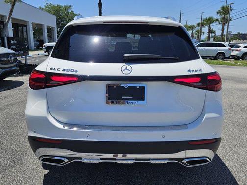 2025 Mercedes-Benz GLC 350e Base