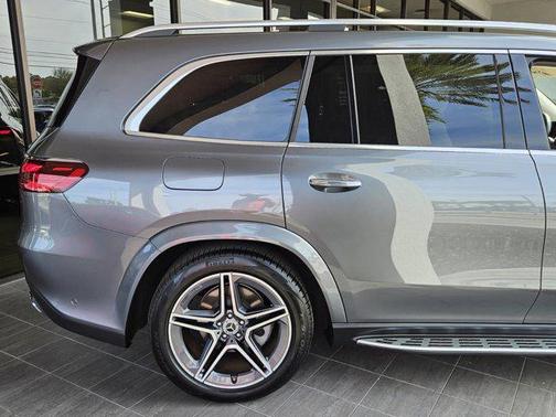 2025 Mercedes-Benz GLS 450 4MATIC