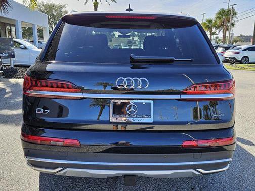 2023 Audi Q7 55 Premium Plus