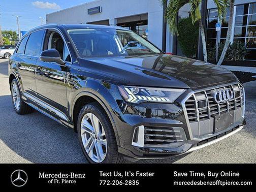 2023 Audi Q7 55 Premium Plus