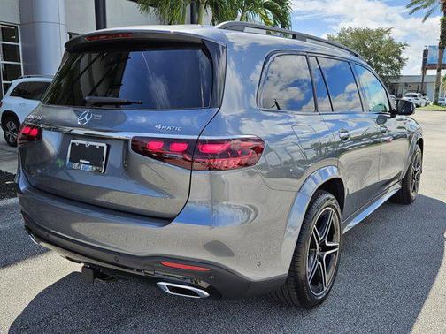 2026 Mercedes-Benz GLS 450 4MATIC