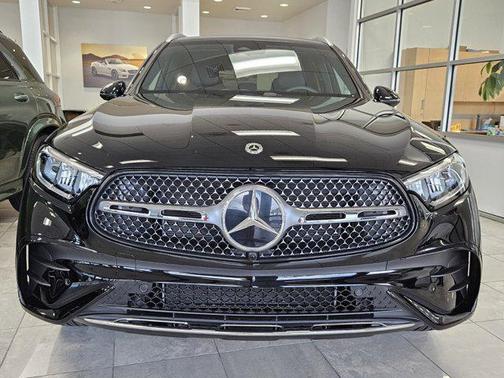 2025 Mercedes-Benz GLC 300 Base
