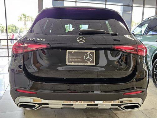 2025 Mercedes-Benz GLC 300 Base