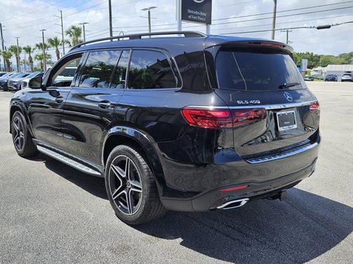 2025 Mercedes-Benz GLS 450 4MATIC