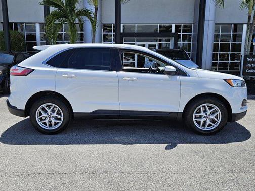 2021 Ford Edge SEL