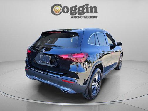 2025 Mercedes-Benz GLA 250 Base