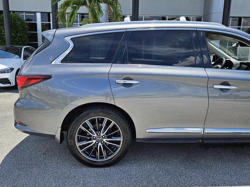 2017 INFINITI QX60 Base
