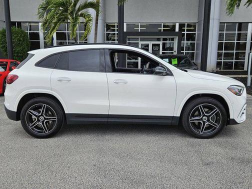 2025 Mercedes-Benz GLA 250 Base