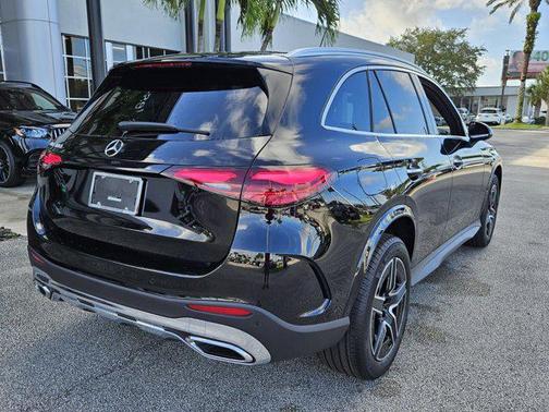 2026 Mercedes-Benz GLC 300 Base