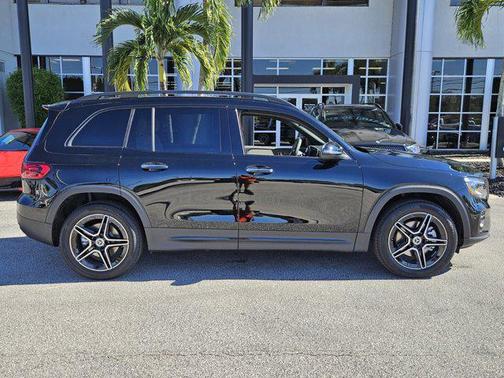 2026 Mercedes-Benz GLB 250 Base