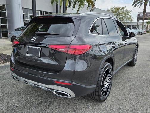 2025 Mercedes-Benz GLC 300 Base