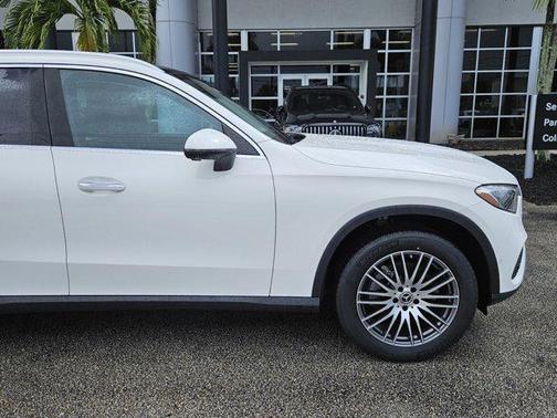 2024 Mercedes-Benz GLC 300 Base
