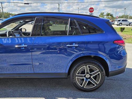 2026 Mercedes-Benz GLC 300 Base