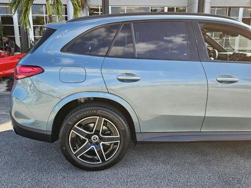 2026 Mercedes-Benz GLC 300 Base