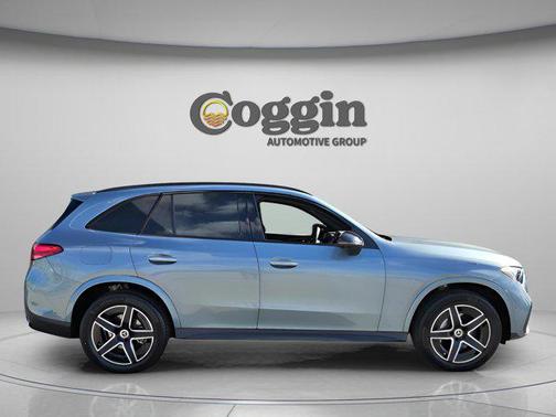 2026 Mercedes-Benz GLC 300 Base