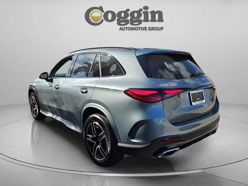 2026 Mercedes-Benz GLC 300 Base