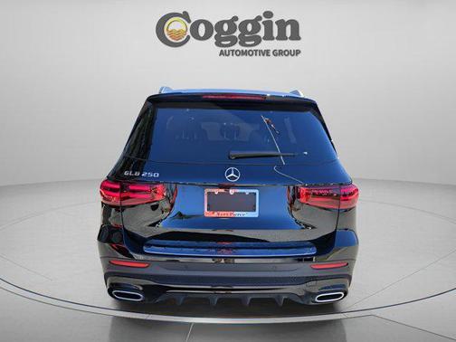 2026 Mercedes-Benz GLB 250 Base