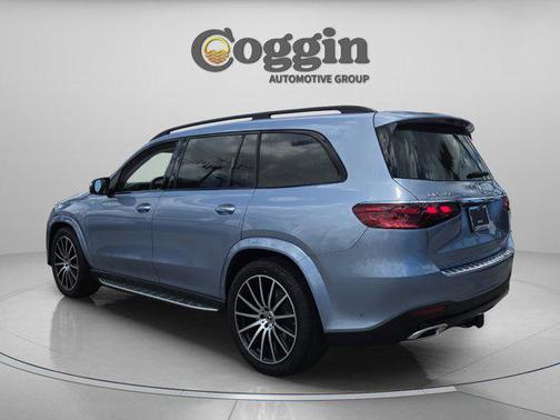 MANUFAKTUR Light Blue Met 2026 Mercedes-Benz GLS 450 4MATIC