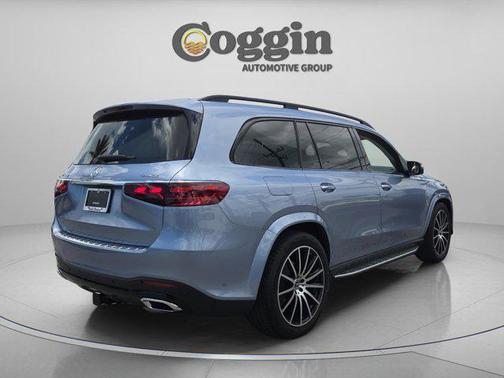 MANUFAKTUR Light Blue Met 2026 Mercedes-Benz GLS 450 4MATIC