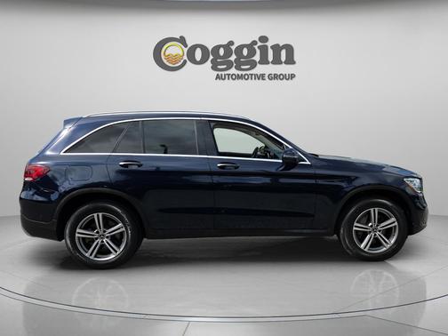 Lunar Blue Metallic 2022 Mercedes-Benz GLC 300 4MATIC