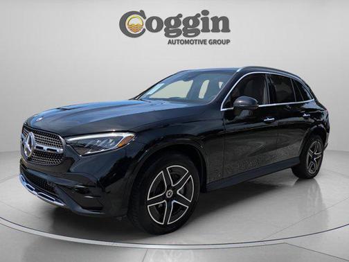 Black 2026 Mercedes-Benz GLC 300 Base