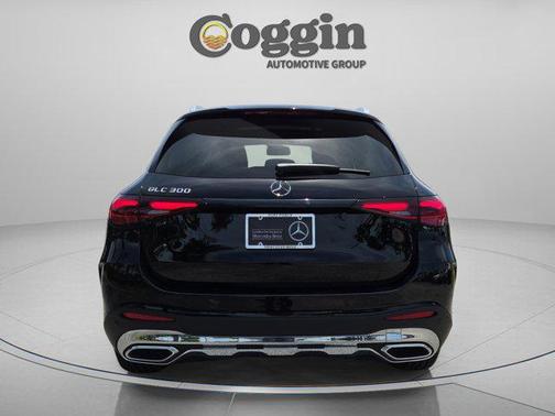Black 2026 Mercedes-Benz GLC 300 Base