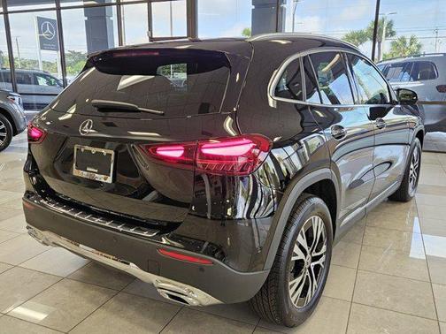 2025 Mercedes-Benz GLA 250 Base