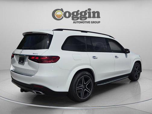 Polar White 2026 Mercedes-Benz GLS 450 4MATIC