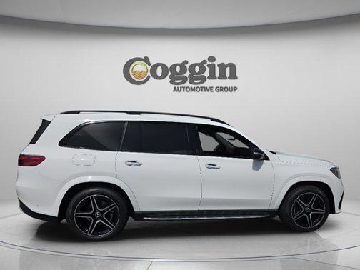 Polar White 2026 Mercedes-Benz GLS 450 4MATIC