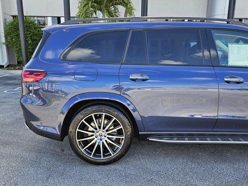 2025 Mercedes-Benz GLS 450 4MATIC